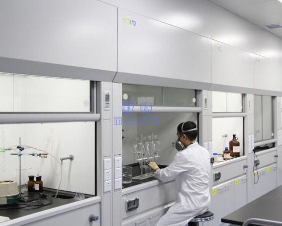 點(diǎn)擊進(jìn)入看圖評論 化學(xué)實(shí)驗(yàn)室通風(fēng)空調(diào)系統(tǒng)的設(shè)計(jì)(圖2)